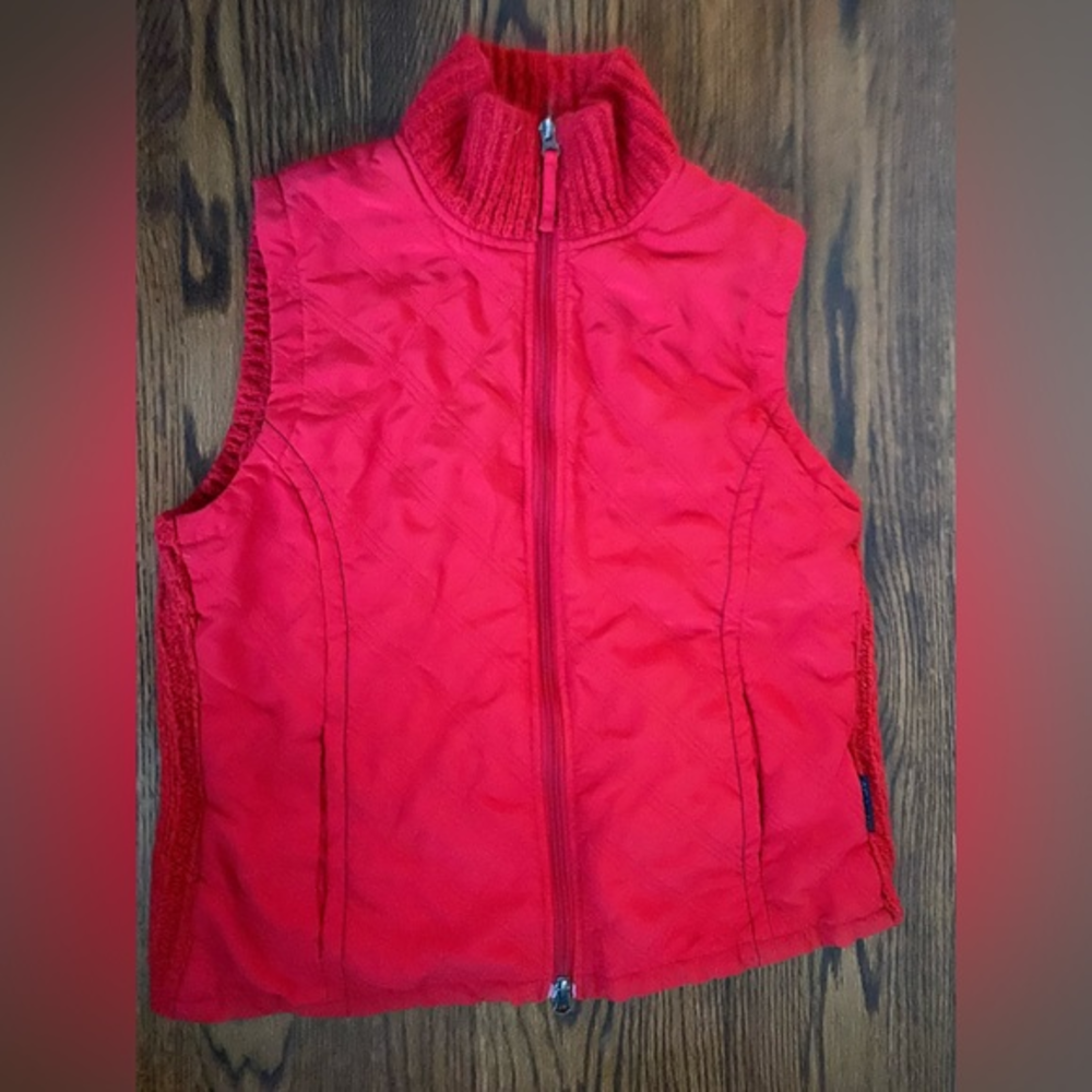 Columbia Red‎ Full Zip Vest Size Medium